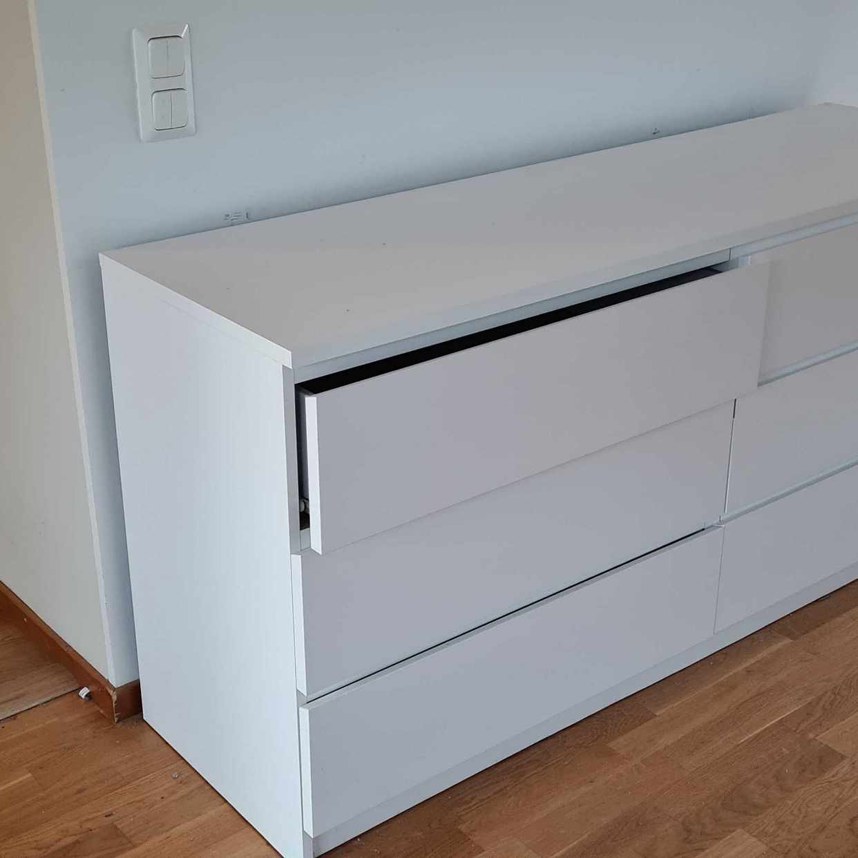 image of IKEA malm byrå - Västerhaninge