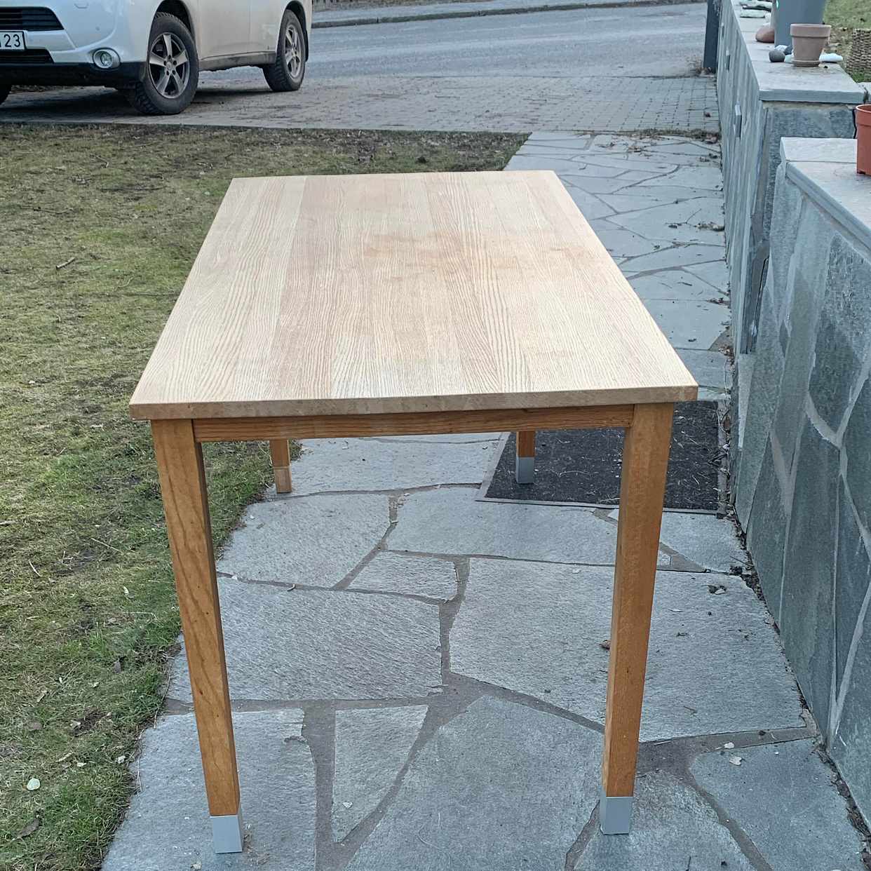 image of Skänka bort ett fint bord - Lidingö