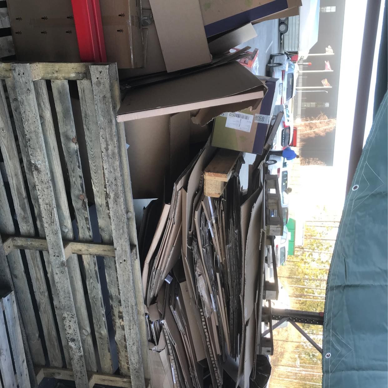 image of Plastsäckar, kartonger, e - Kungsängen