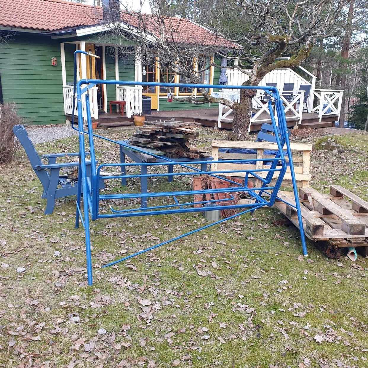 image of Skräp till tippen - Strängnäs