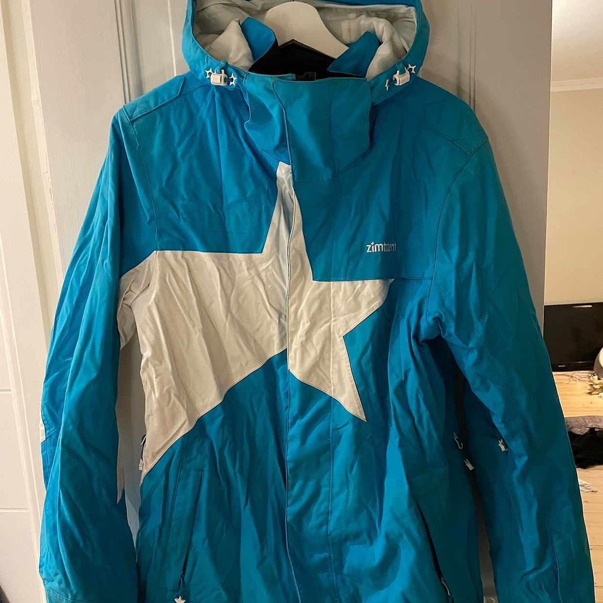 image of Bortskänkes ski jacket - 