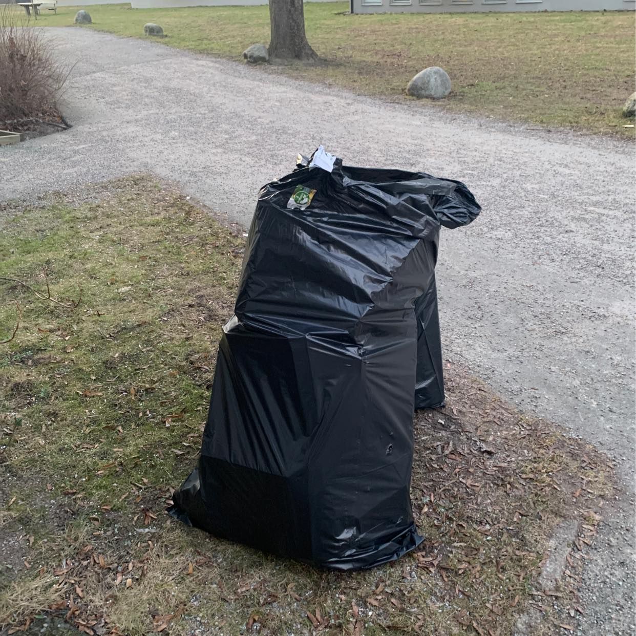 image of Två säckar med wellpapp - Enskede