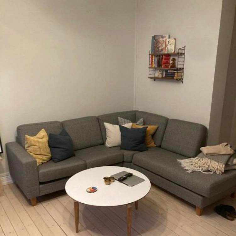 image of Hämta och lämna en soffa - 