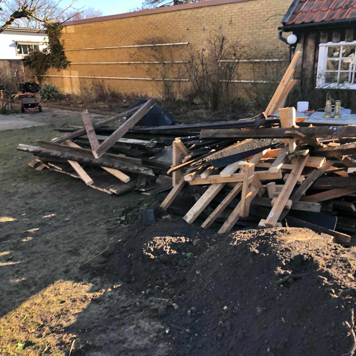 image of Trä till soptippen - Malmö