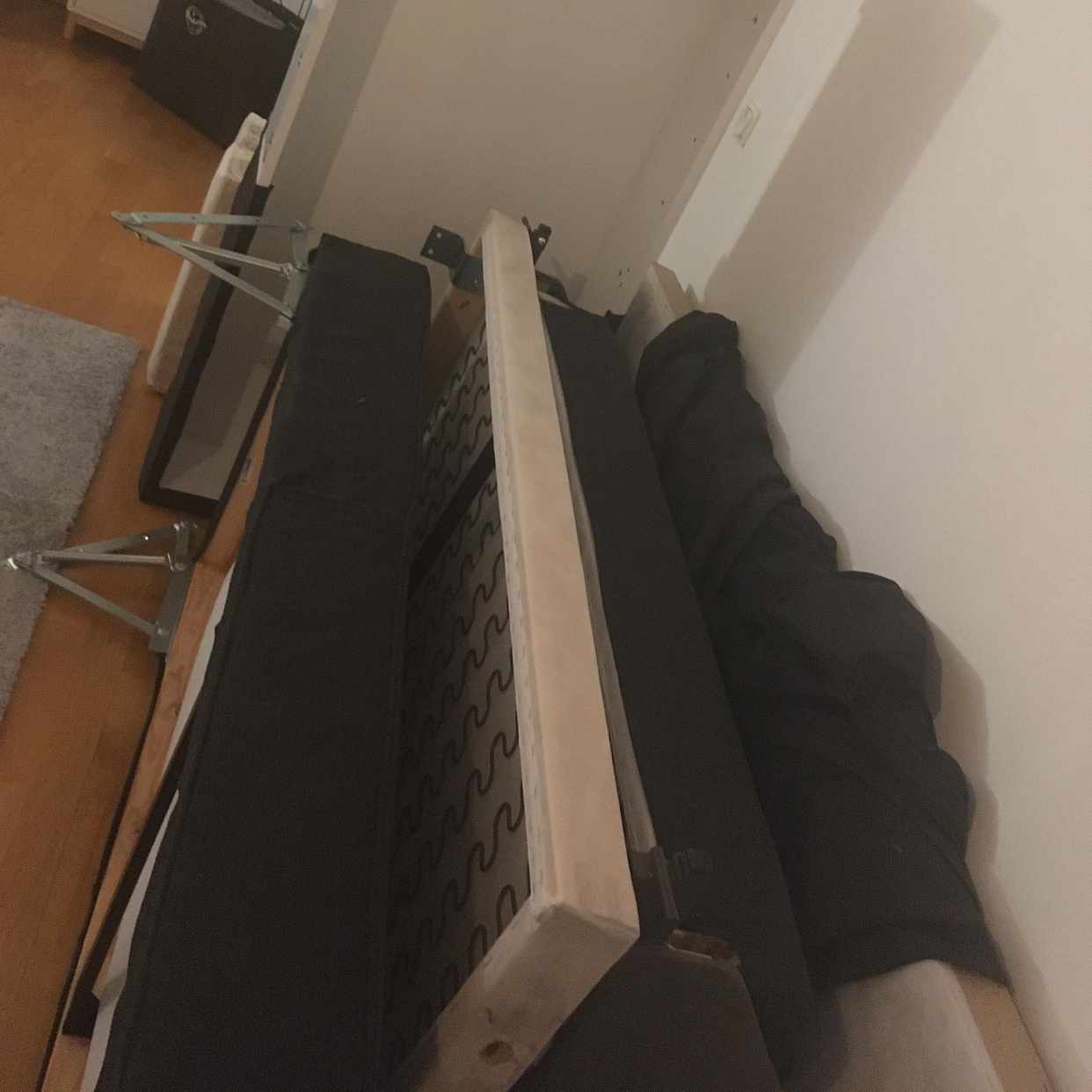 image of Soffa ska till tippen - Farsta