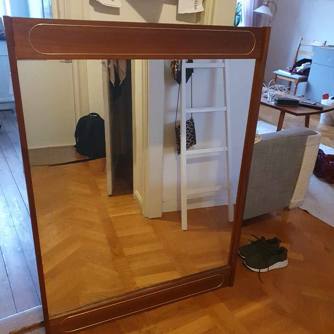 image of spegel, tv, glas, pole - 