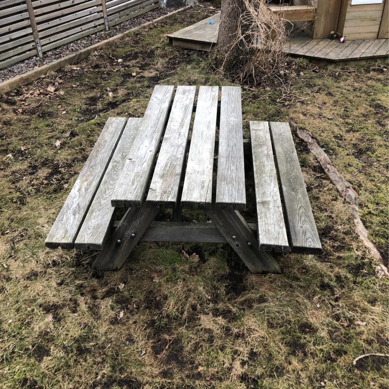image of Picnicbord - Täby