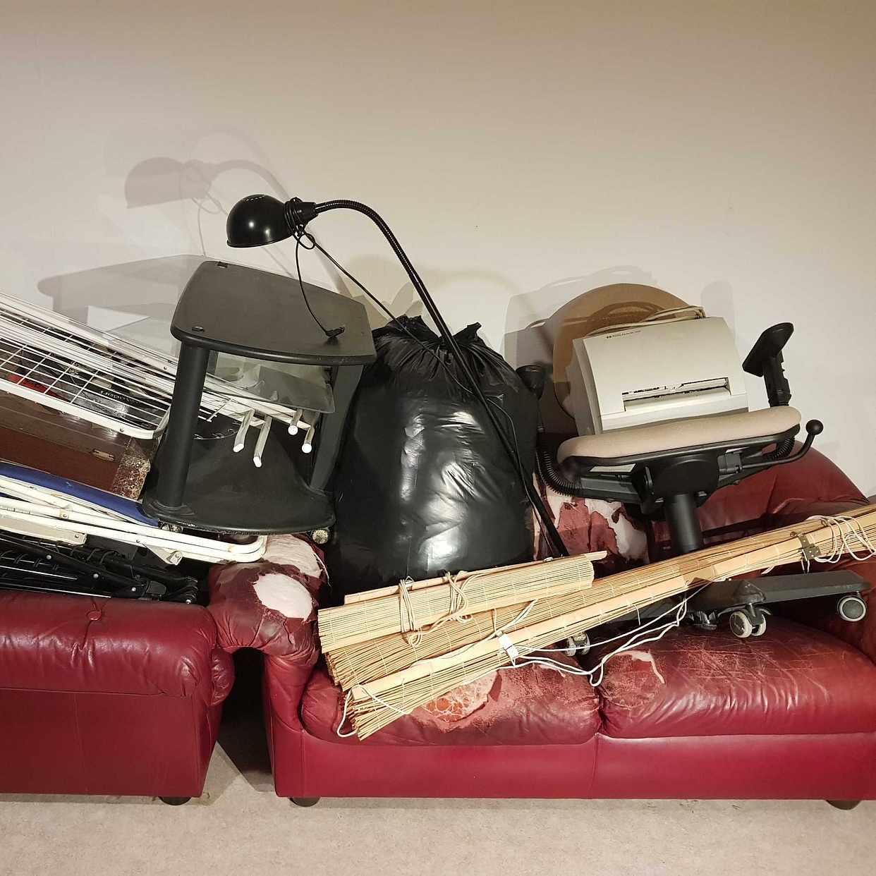 image of Tvåsitssoffa och fåtölj - Vendelsö