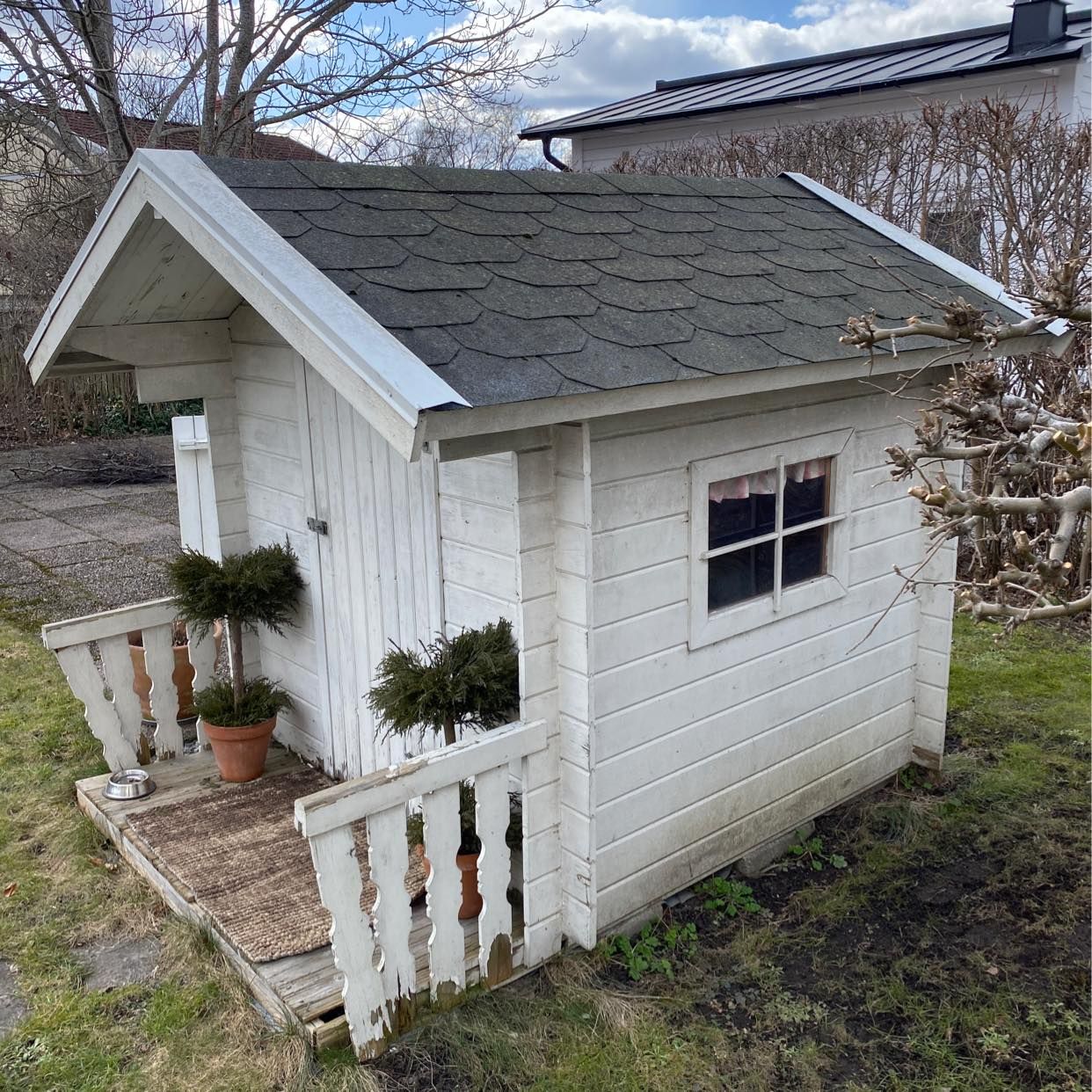 image of Riva lekstuga frakta bort - Danderyd