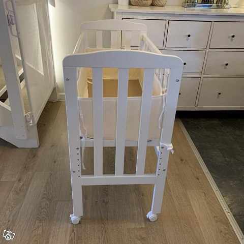 image of HELT NY Bedside crib med  - 
