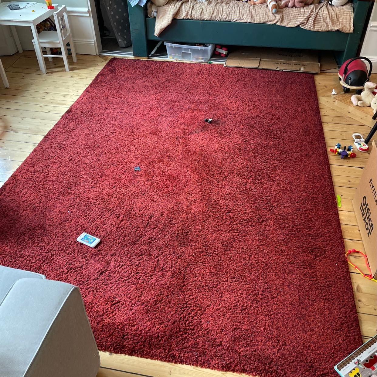 image of 2x3m carpet & 4 boxes - Stockholm