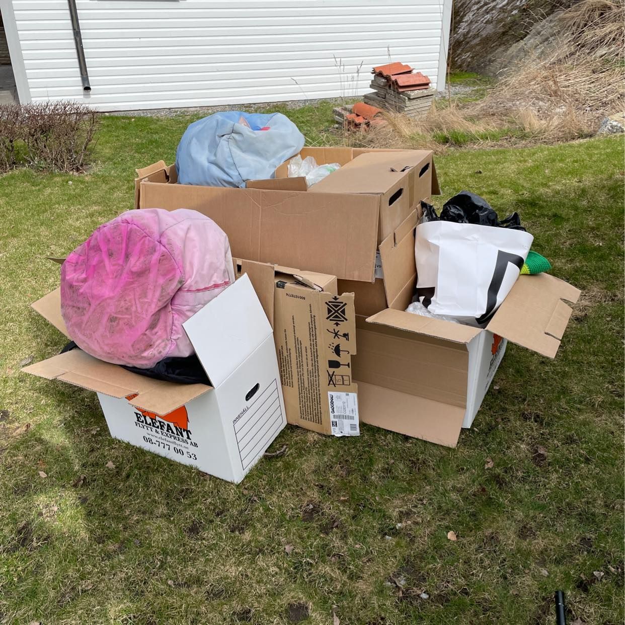 image of Cardboards, waste - Lidingö