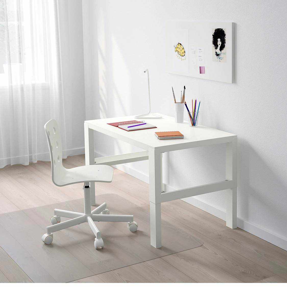 image of GRATIS - Skrivbord IKEA - Järfälla