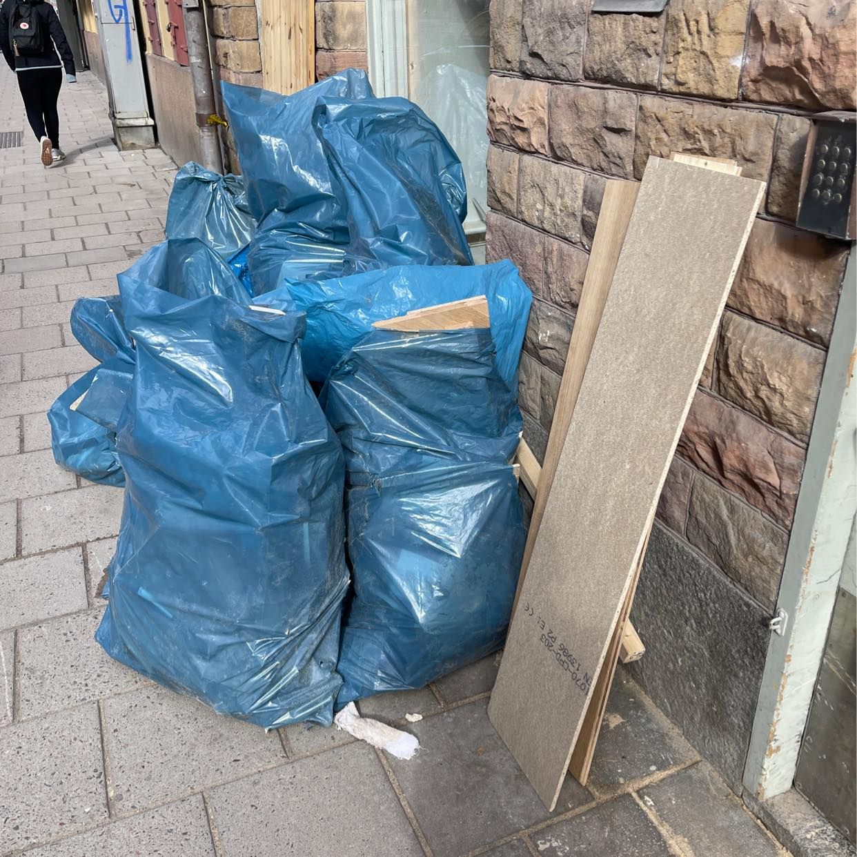 image of Trä,plast,damm - Stockholm