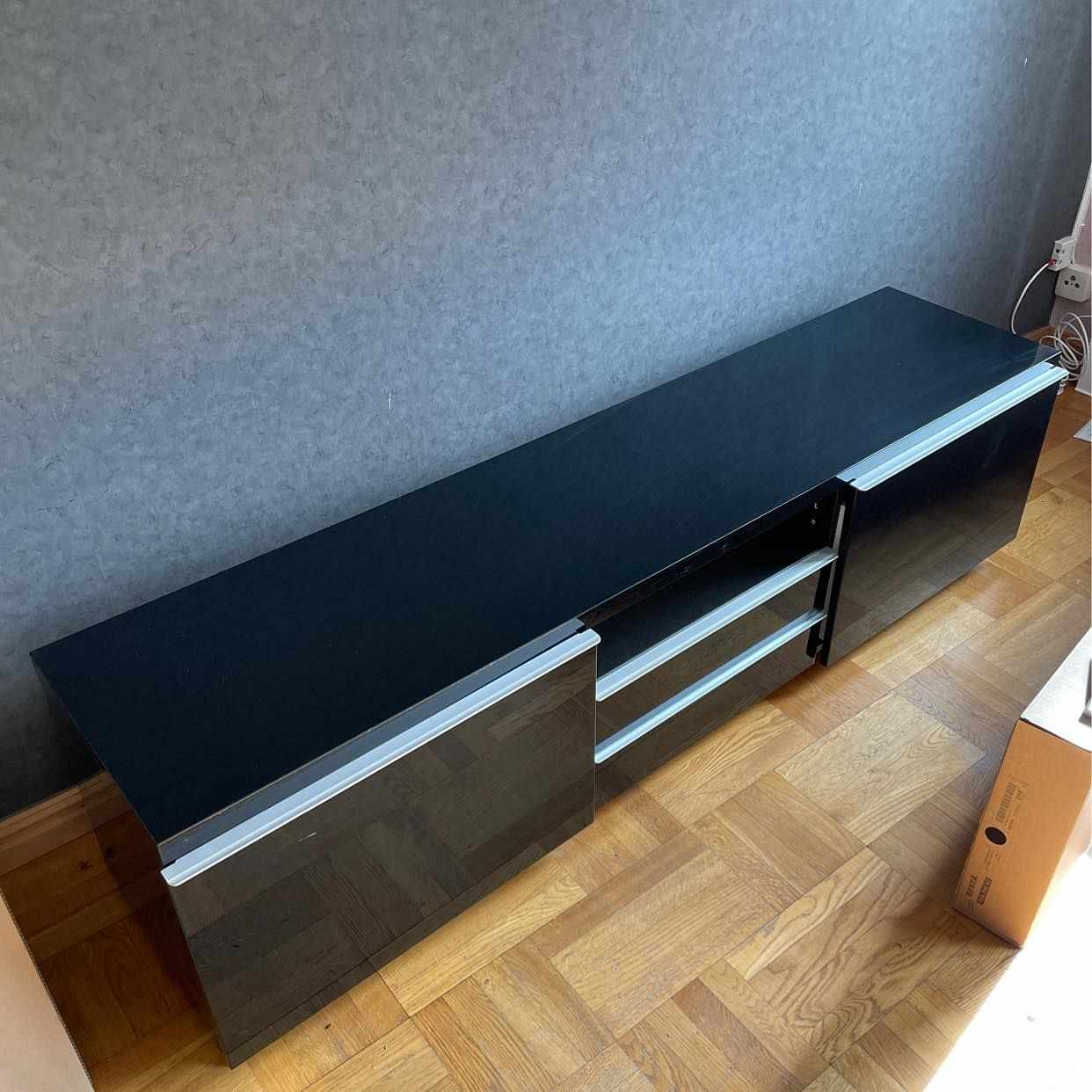 image of Tv-bänk - 