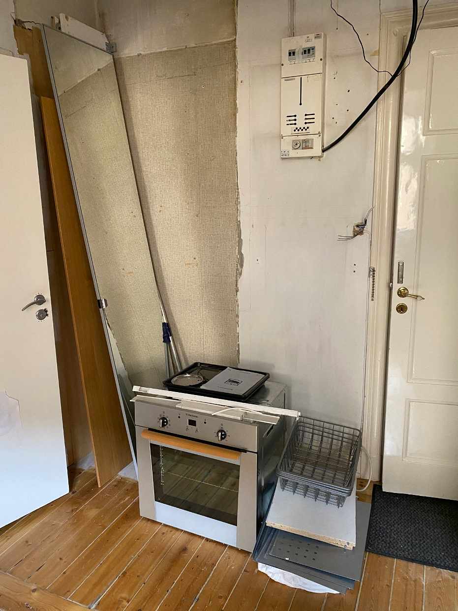 image of drawer, stove, junk - Stockholm