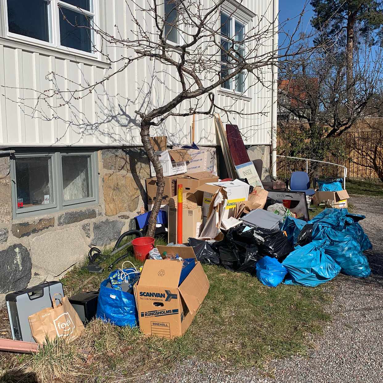 image of Till tippen. - Bromma
