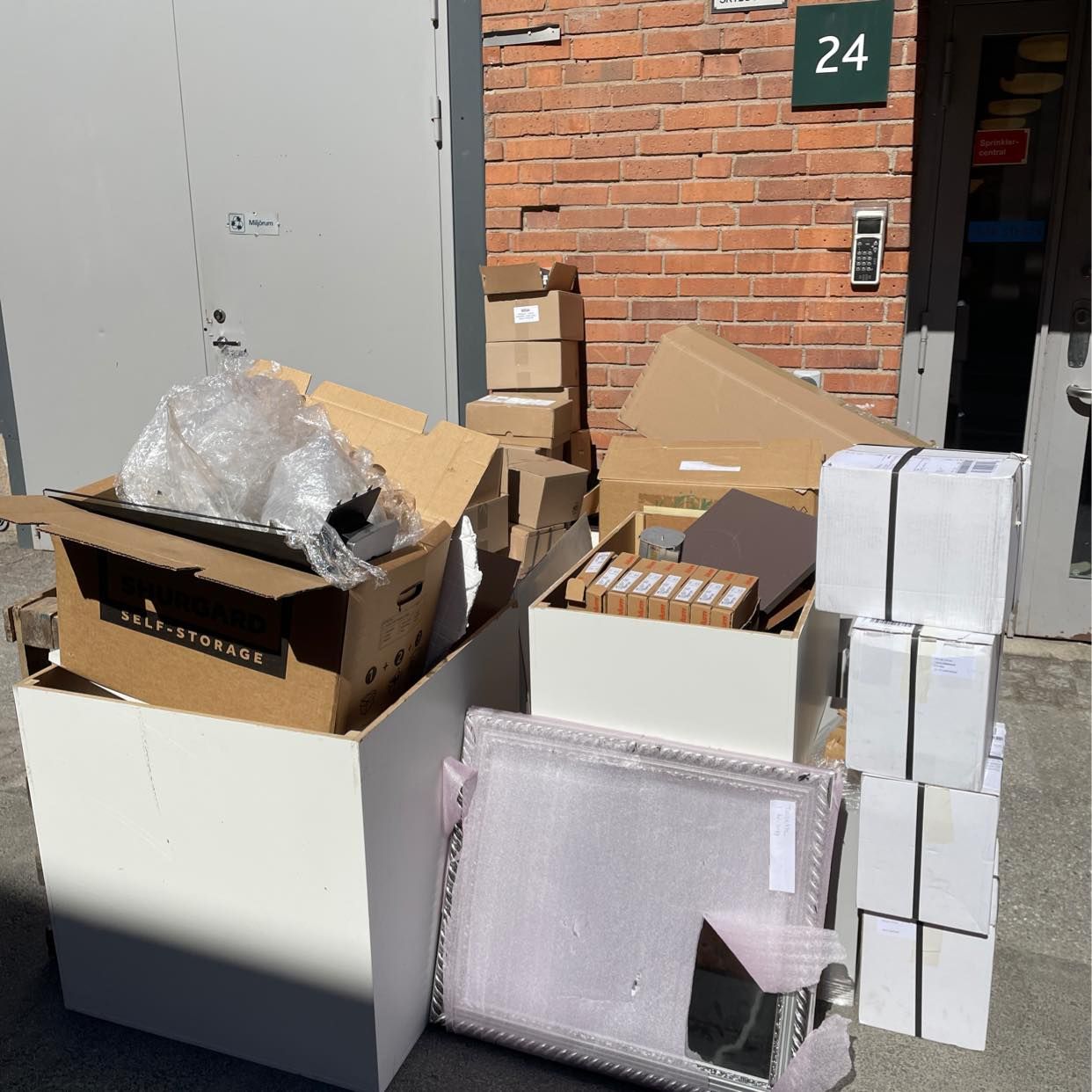 image of Slänga material på tippen - Nacka