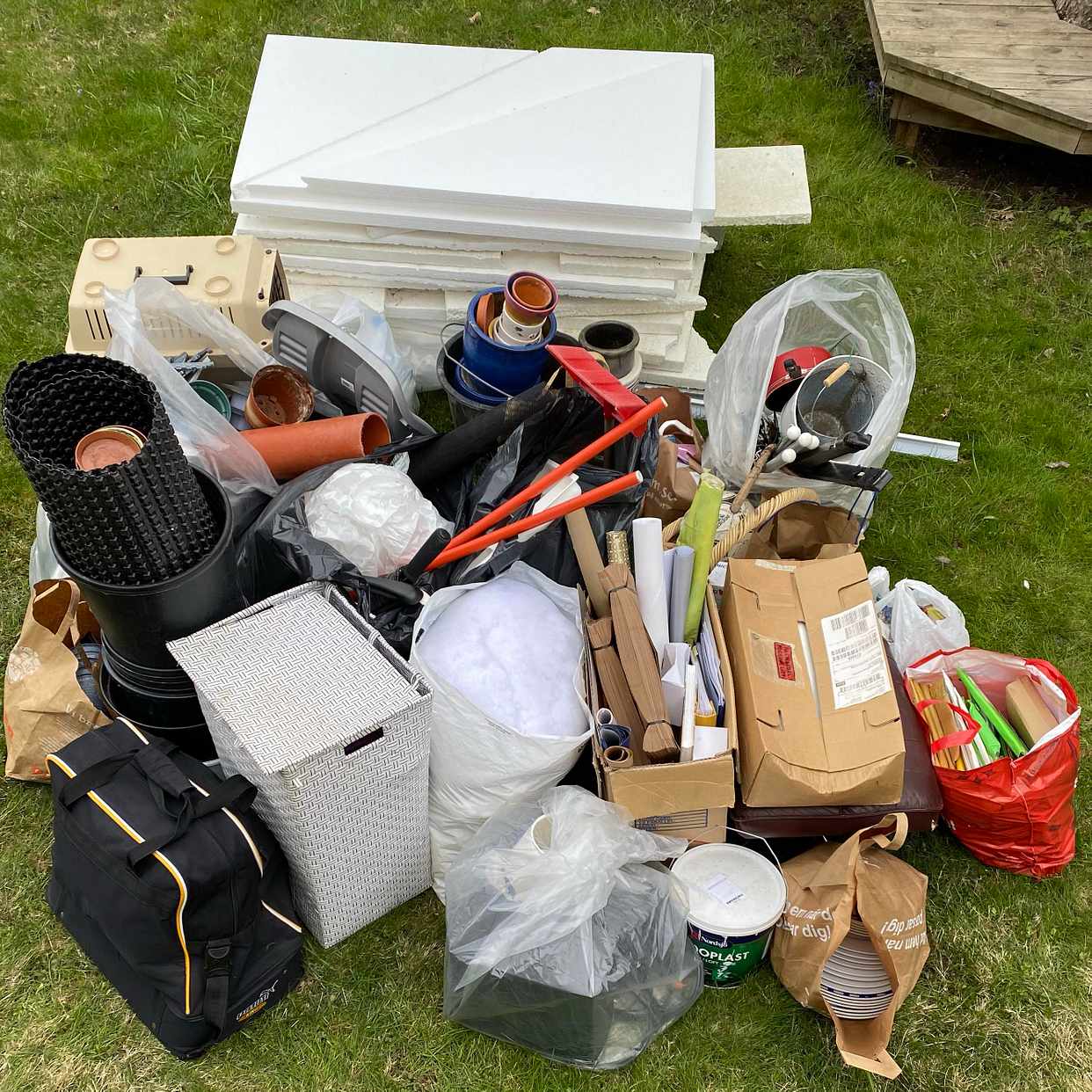 image of Slänga på återvinning - Spånga