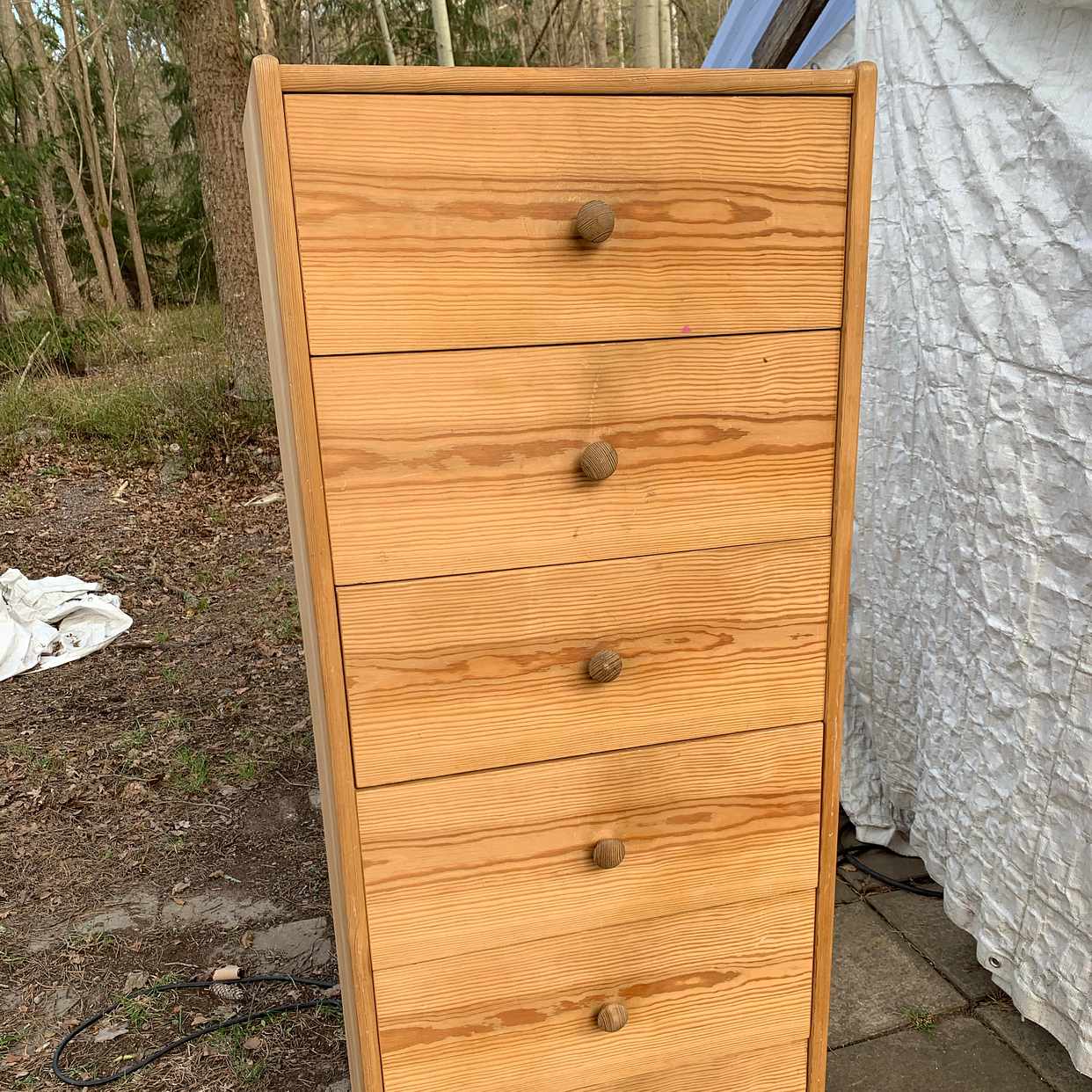 image of 6lådig furubyrå skänkes - Hägersten