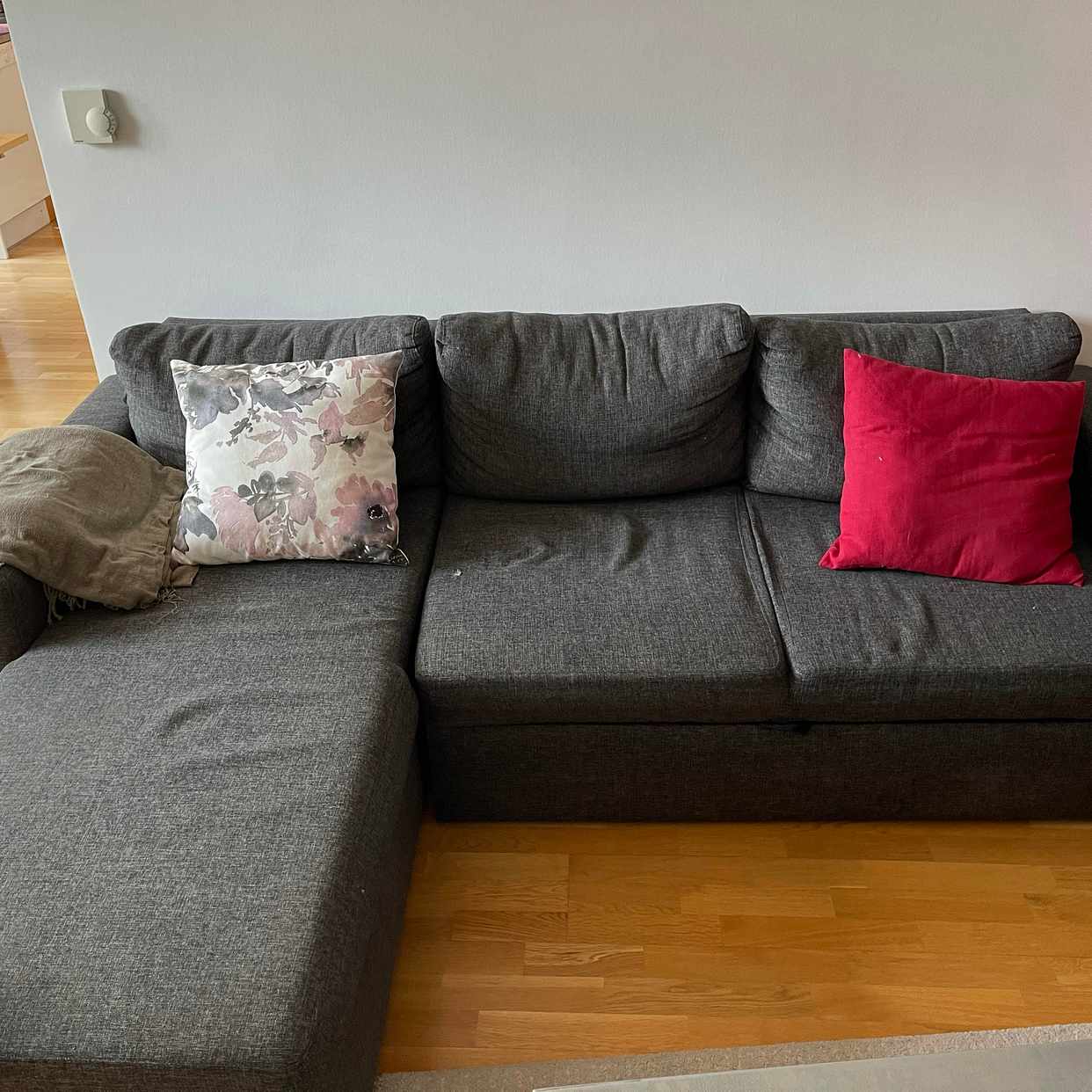 image of Bäddsoffa bortskänkes - Stockholms Stad