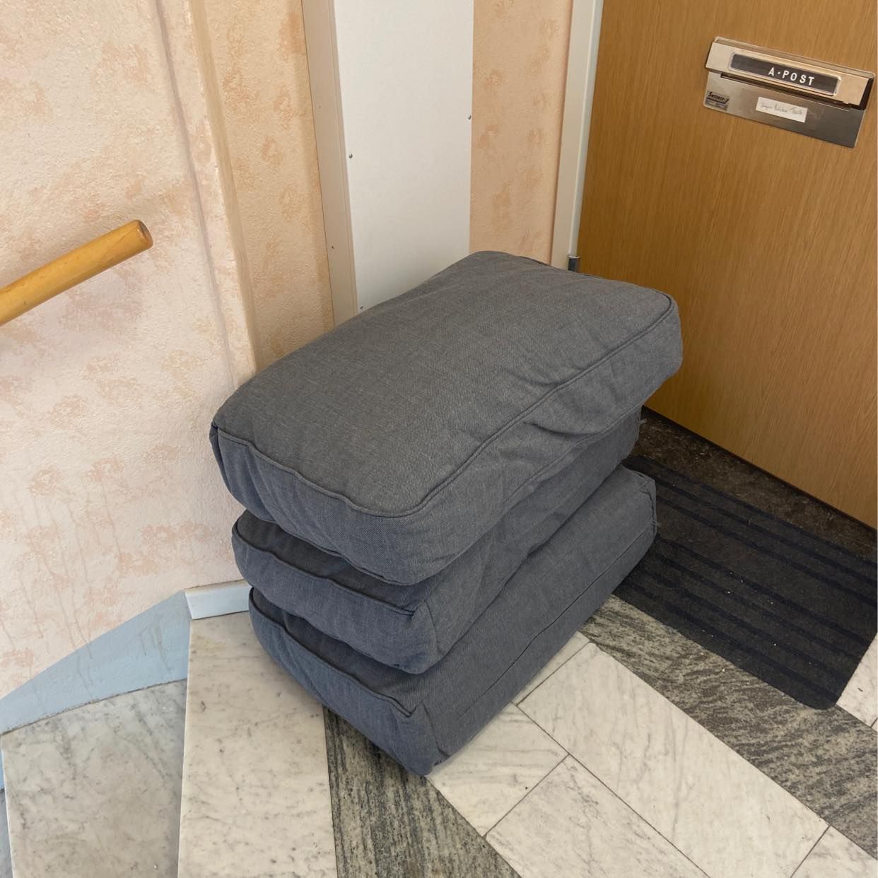 image of Leverans av kuddar - 