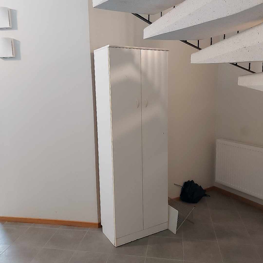 image of En medelstor garderob. - Karlskrona