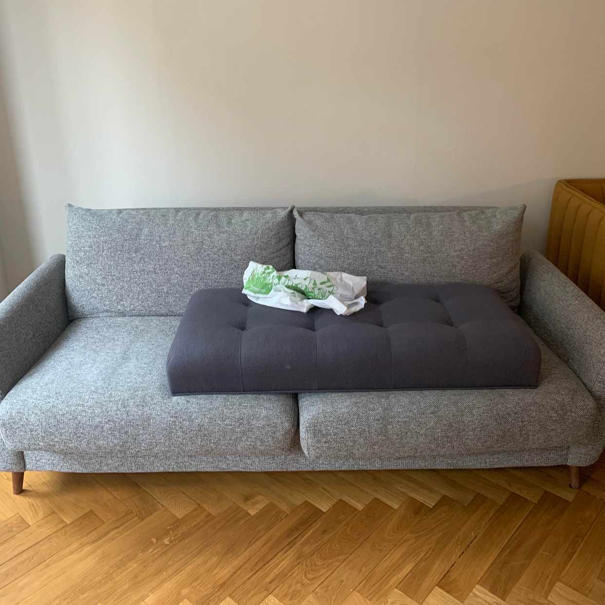 image of Soffa plus pall - 