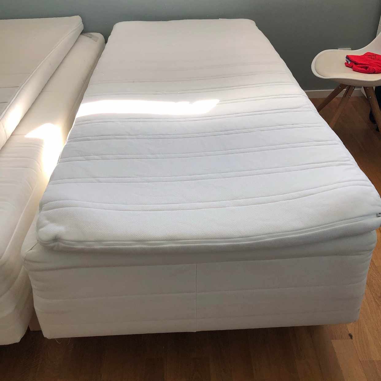 image of 90 säng bortskänkes - Tullinge