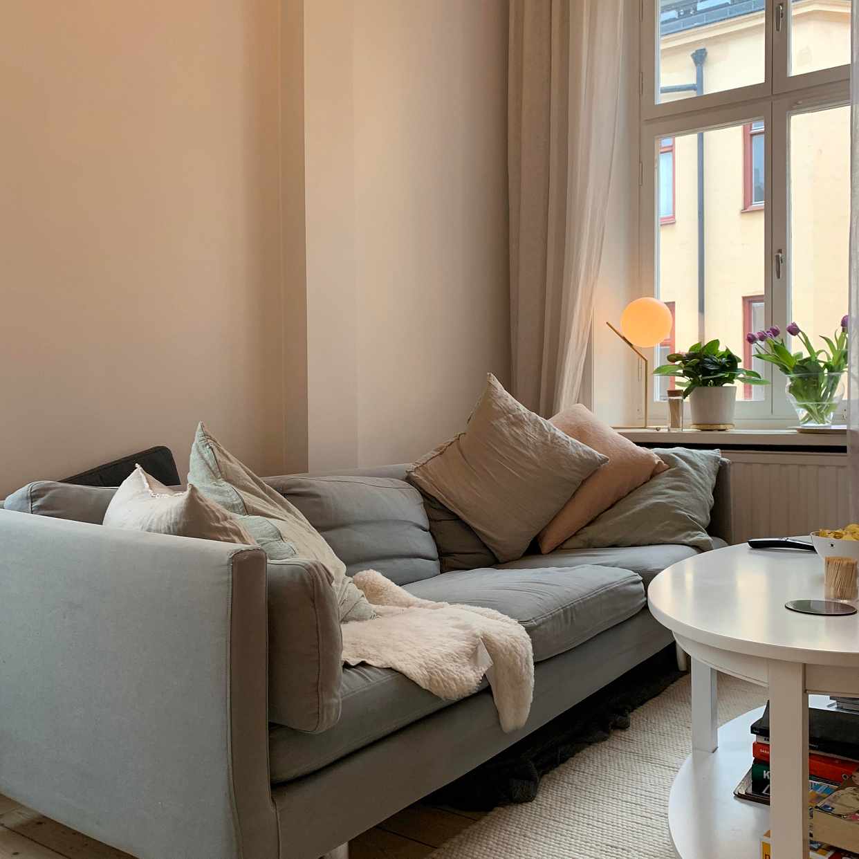 image of Soffa bortslumpas - Stockholm