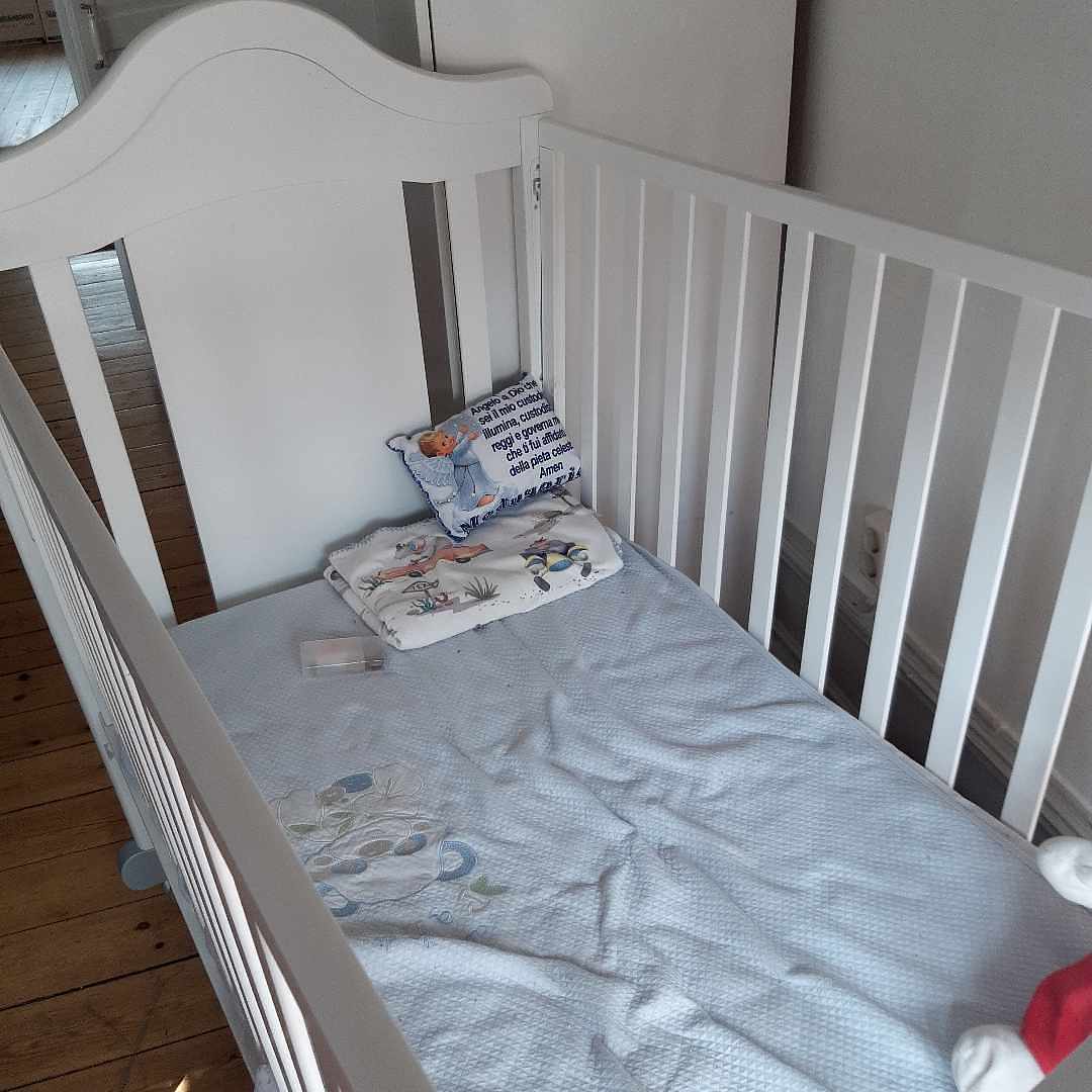 image of Foppapedretti Baby cot - 