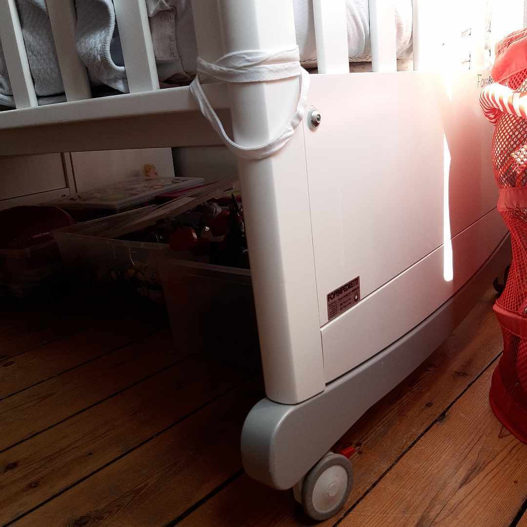 image of Foppapedretti Baby cot - 