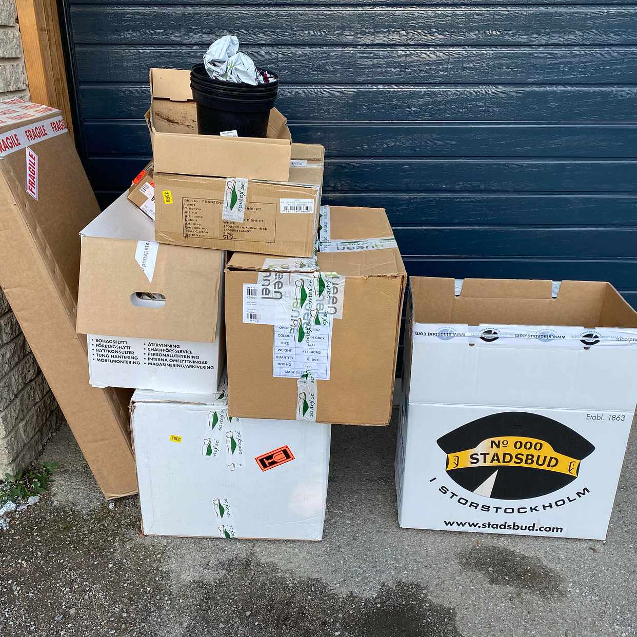 image of Cardboard boxes - Danderyd