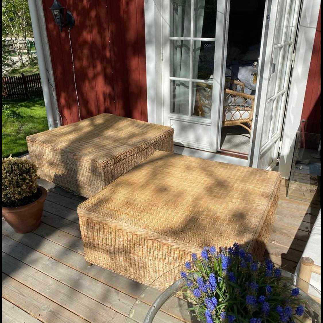 image of Hämta två bord - 