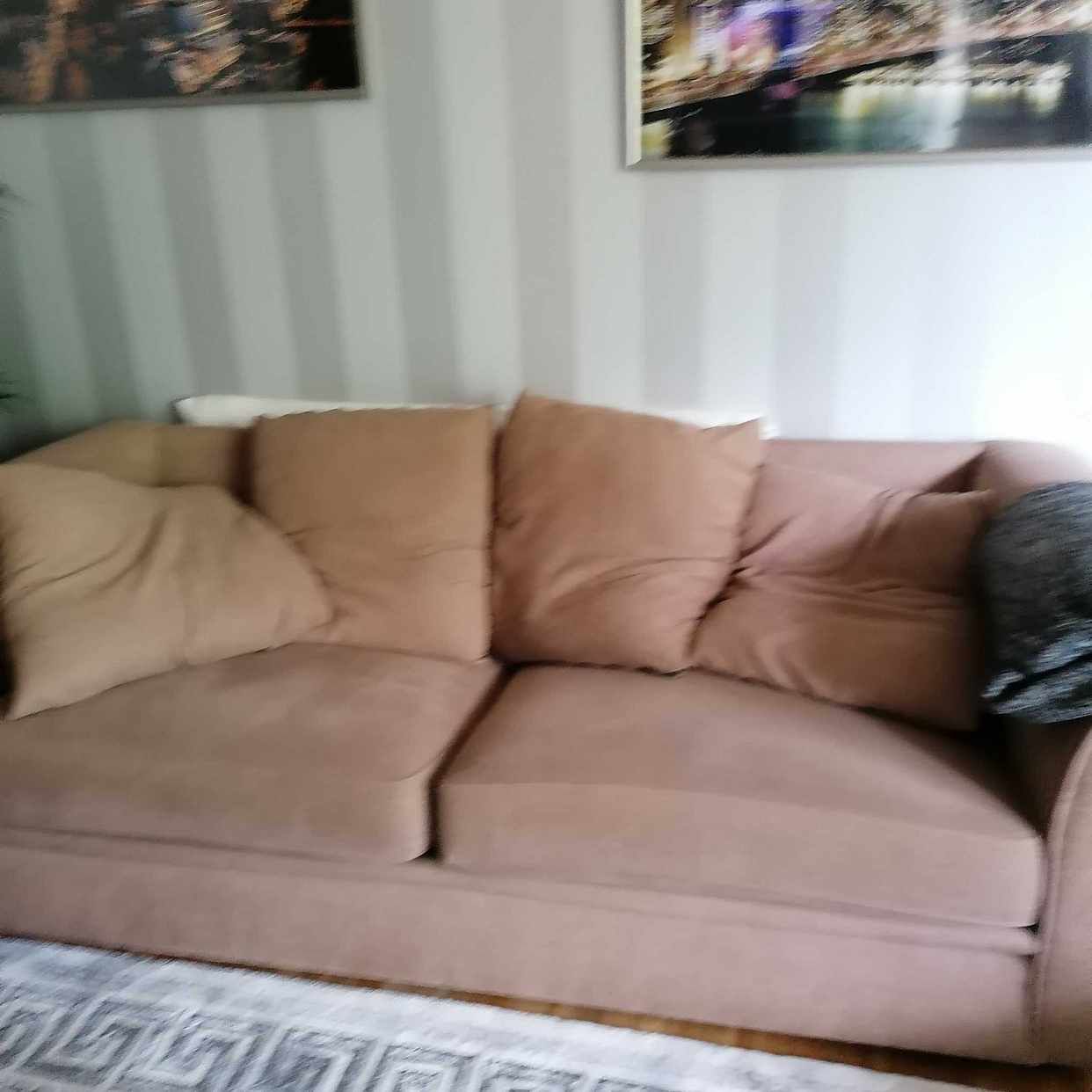 image of Soffa som ska slängas - Hägersten