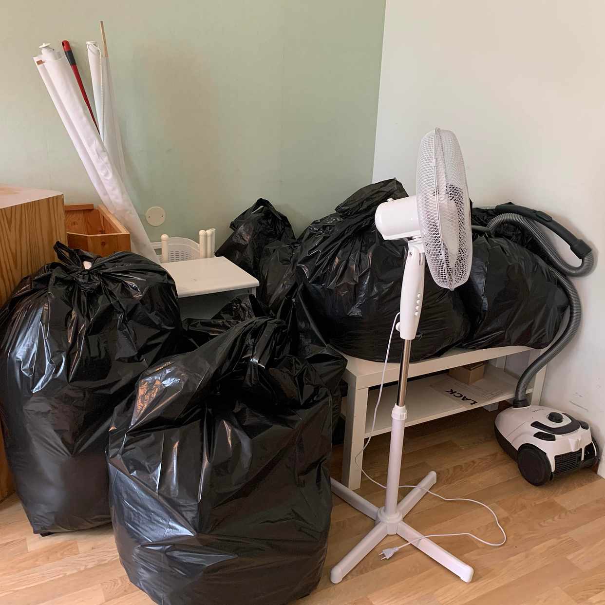 image of Kasta diverse (se bilder) - Täby