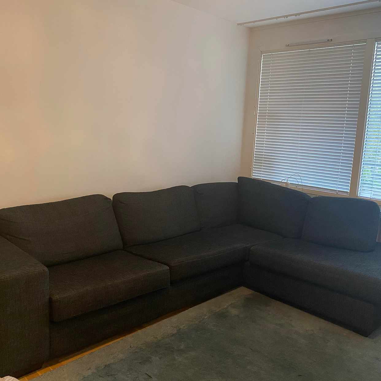 image of bortskänkes soffan - Sundbyberg