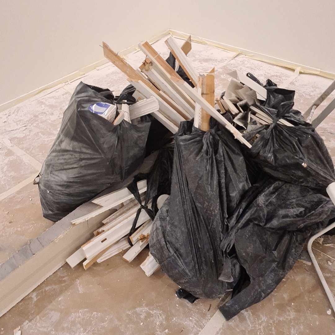 image of Byggmaterial waste - Huddinge
