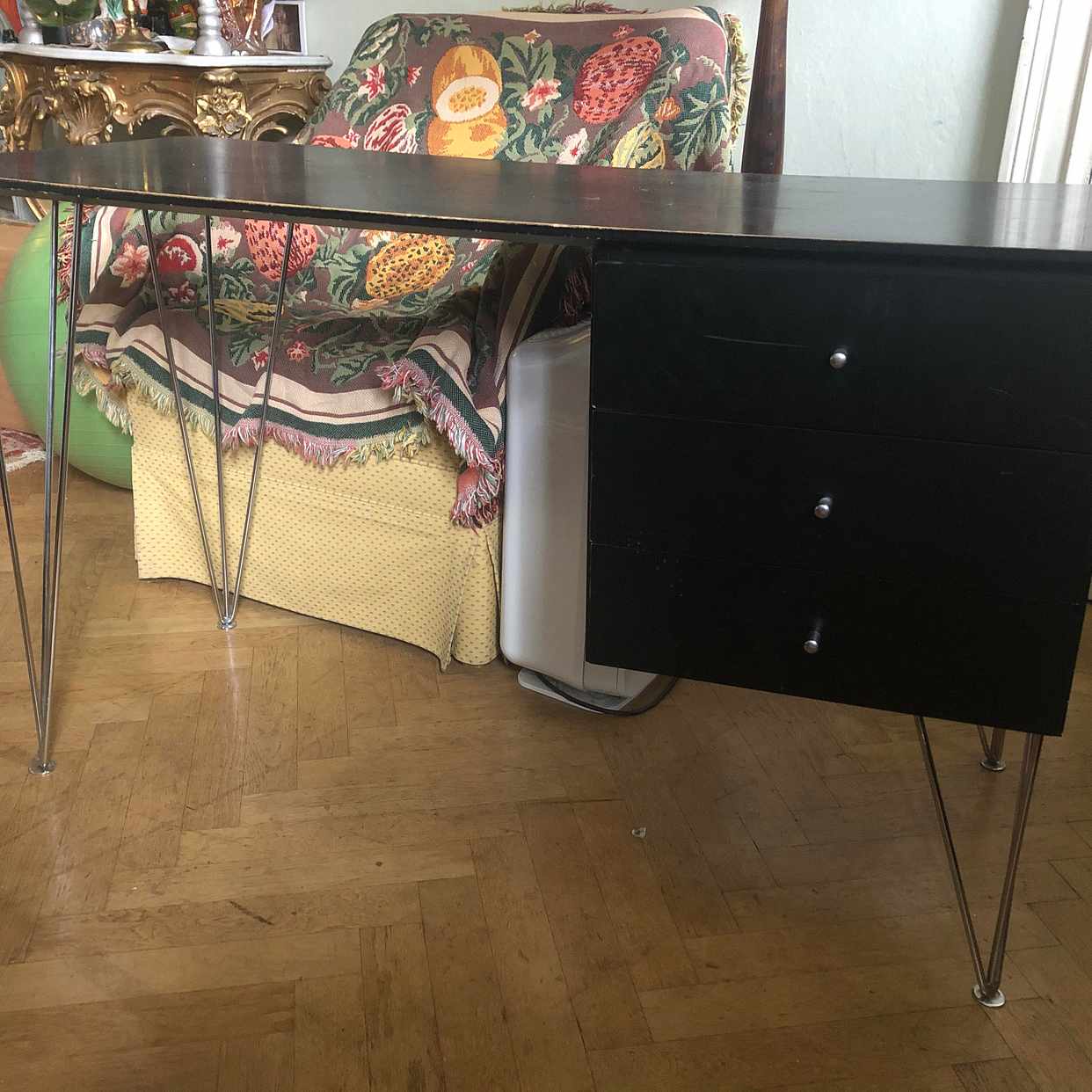 image of Litet skrivbord - 