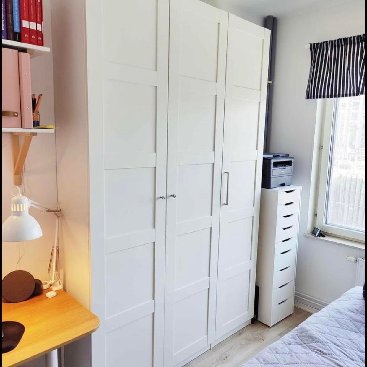 image of Hämta två garderober - 