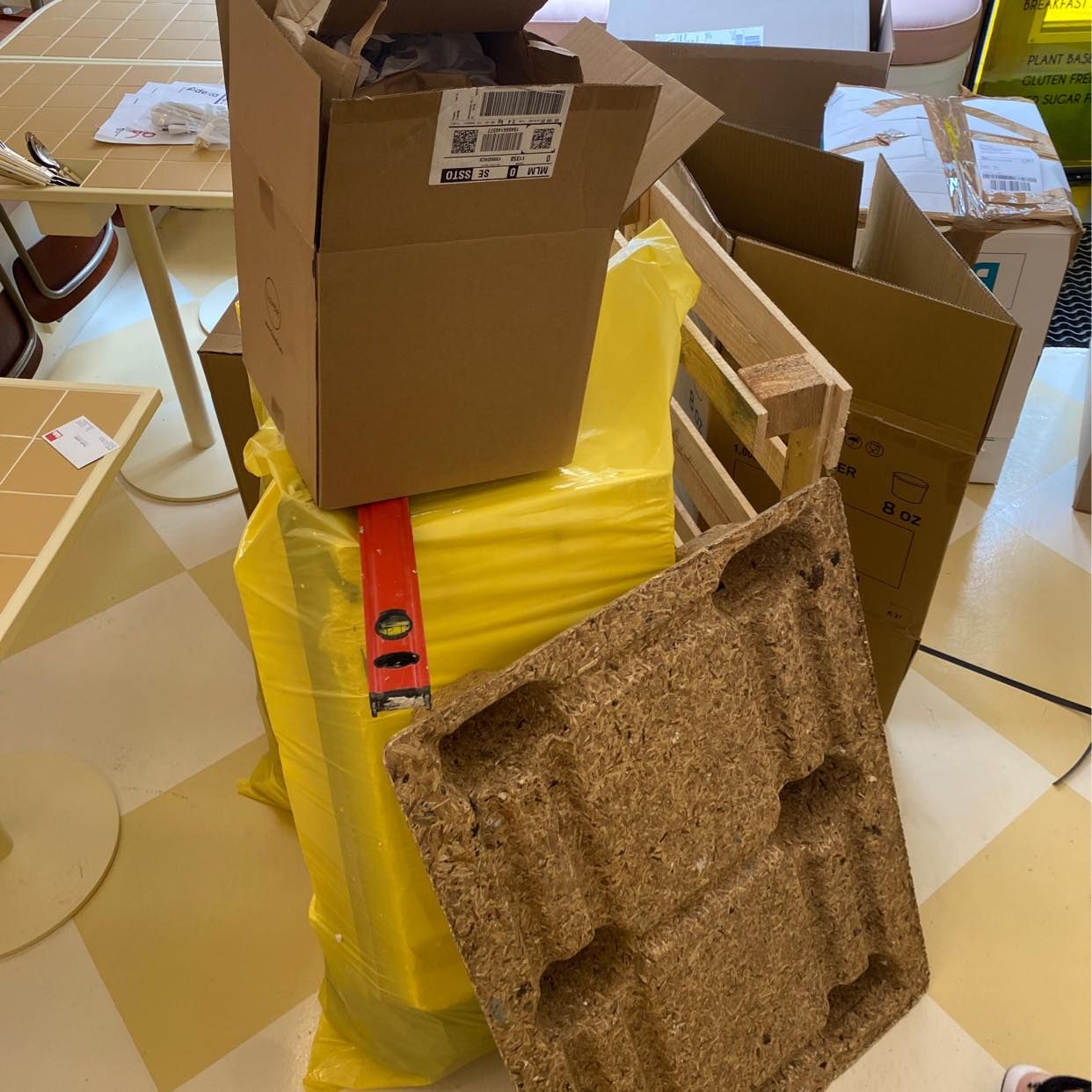 image of Kartonger, plast, burkar - Stockholms Stad