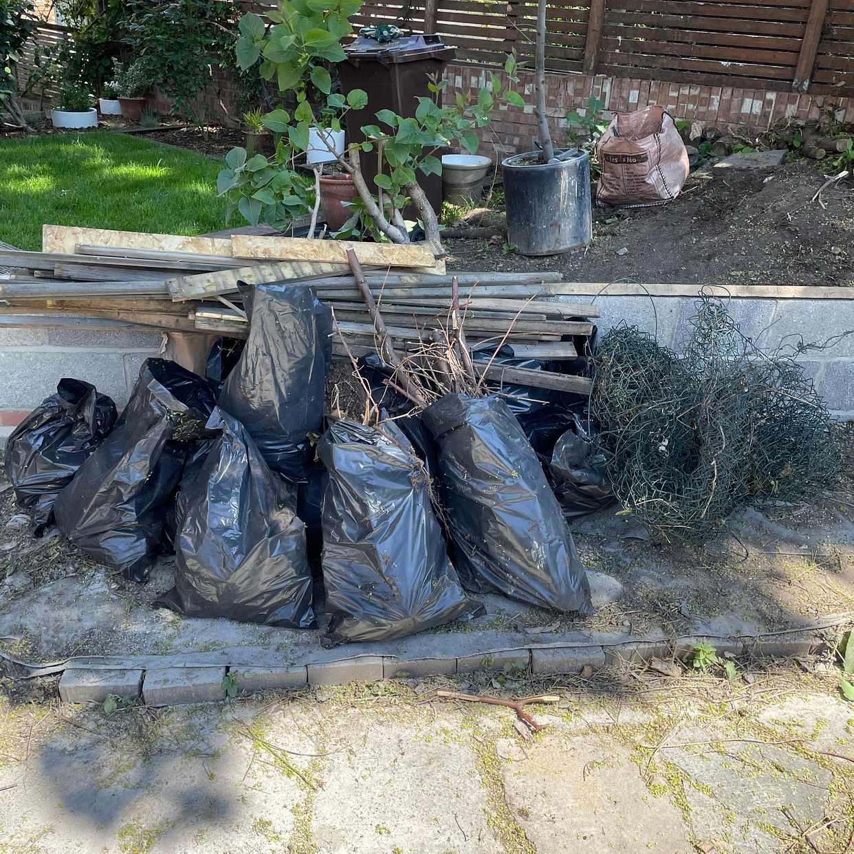 image of Garden and General Waste - London