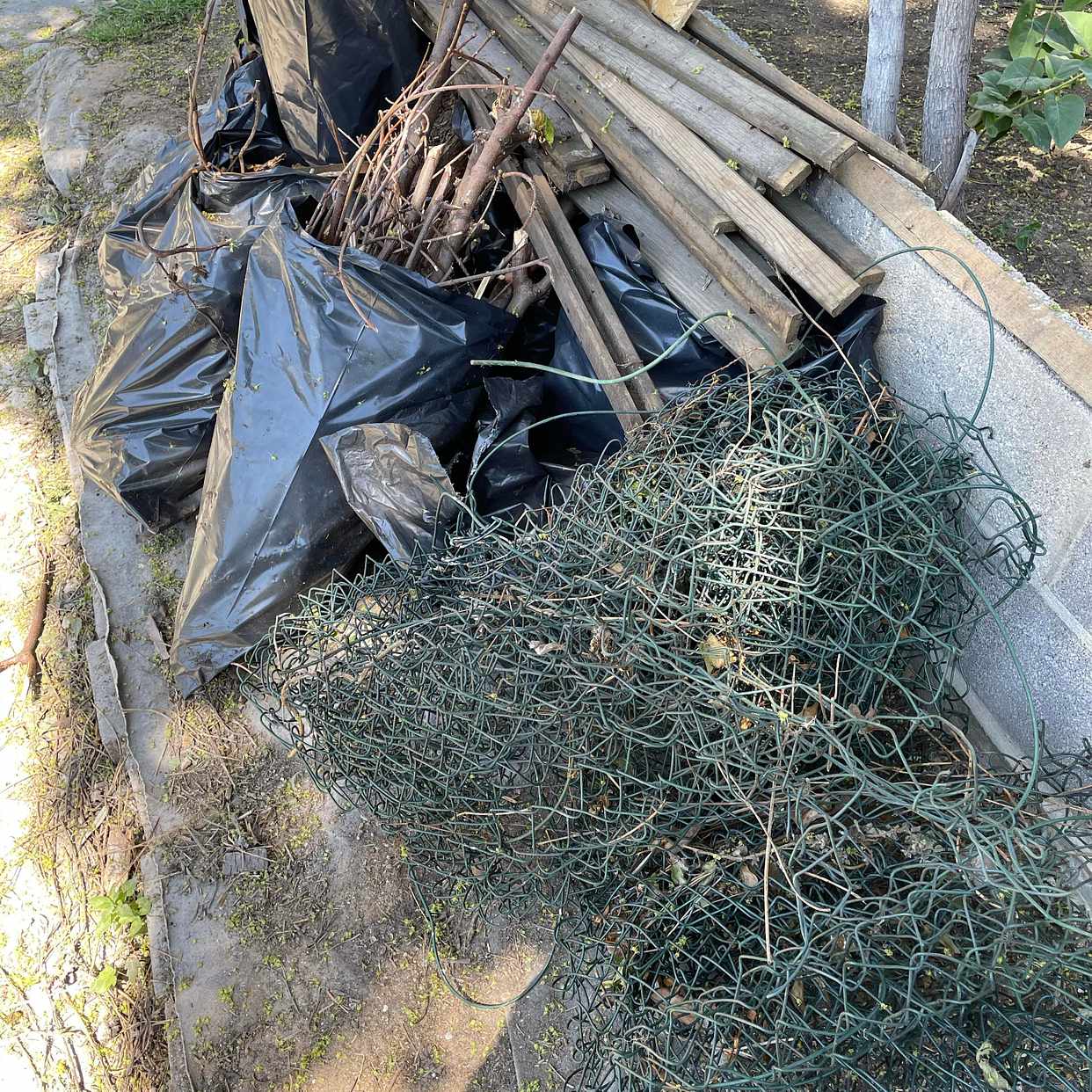 image of Garden and General Waste - London