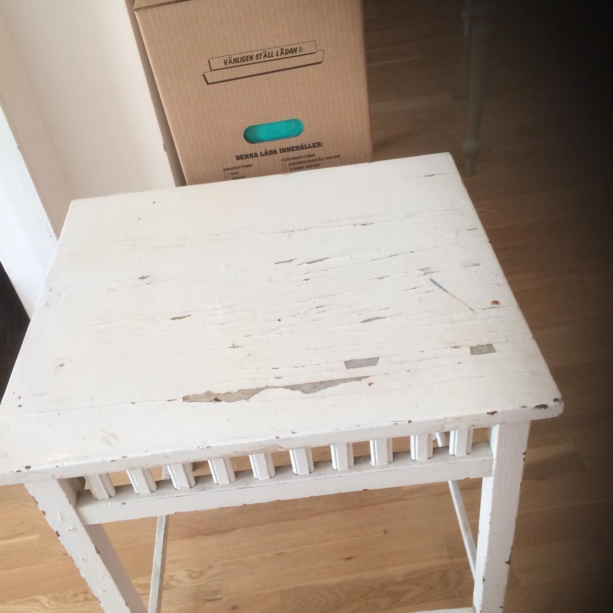 image of Flytta stolar 6 st bord 3 - 