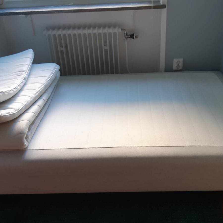 image of Säng bortskänkes - Johanneshov