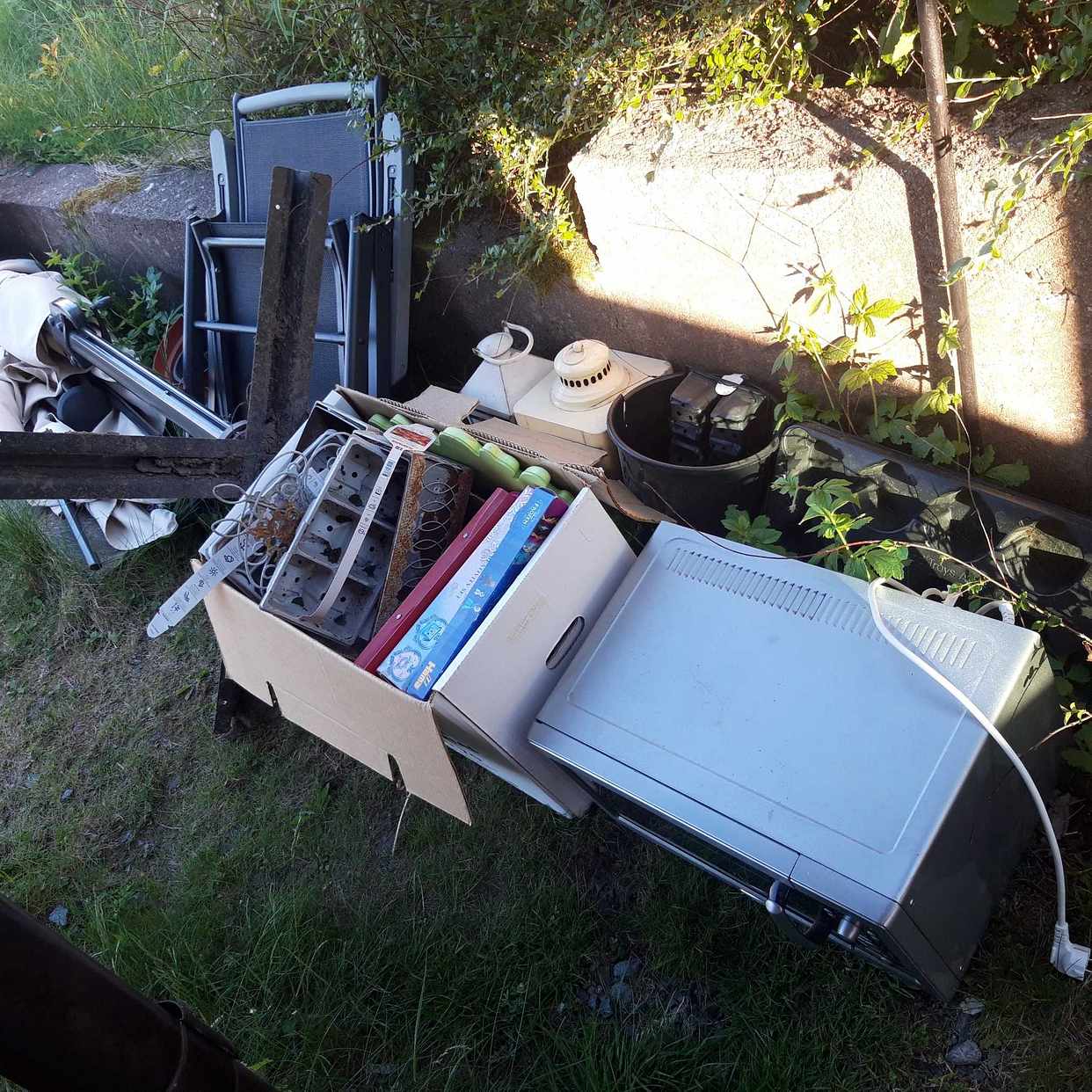 image of Skräp till tippen - Älvsjö