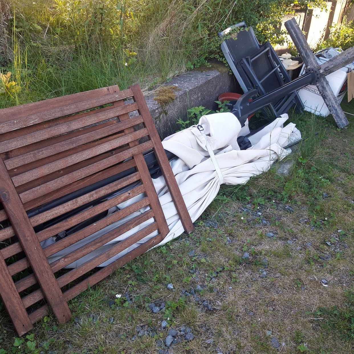 image of Skräp till tippen - Älvsjö