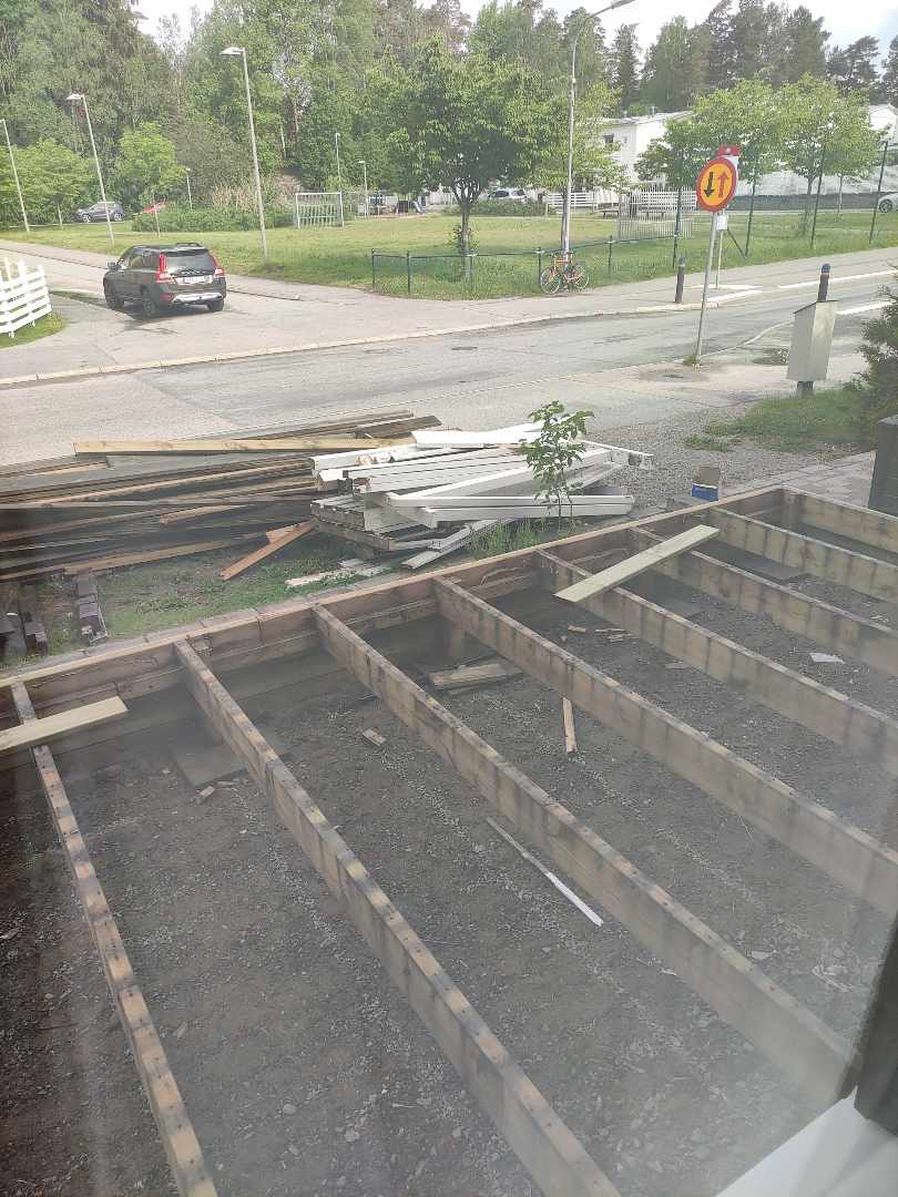 image of Bortforsling av trävirke - Tullinge