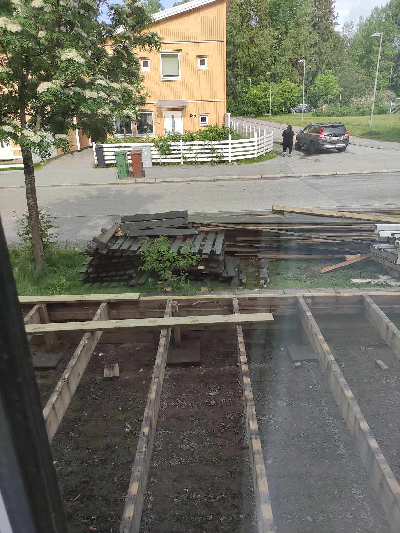 image of Bortforsling av trävirke - Tullinge
