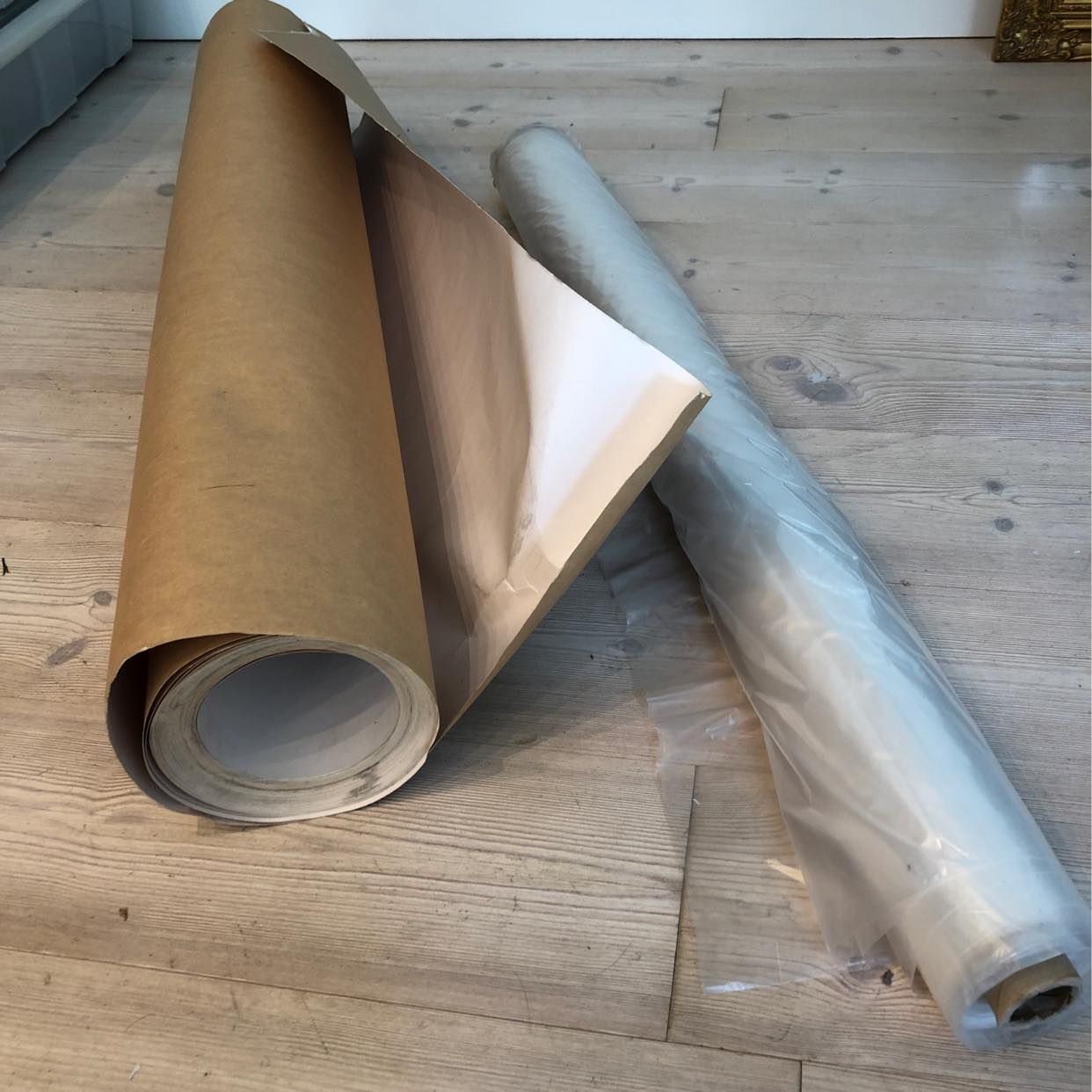 image of Täckpapp och täckplast - Stockholm
